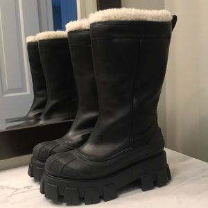PRADA monolith snow shearling lined boots